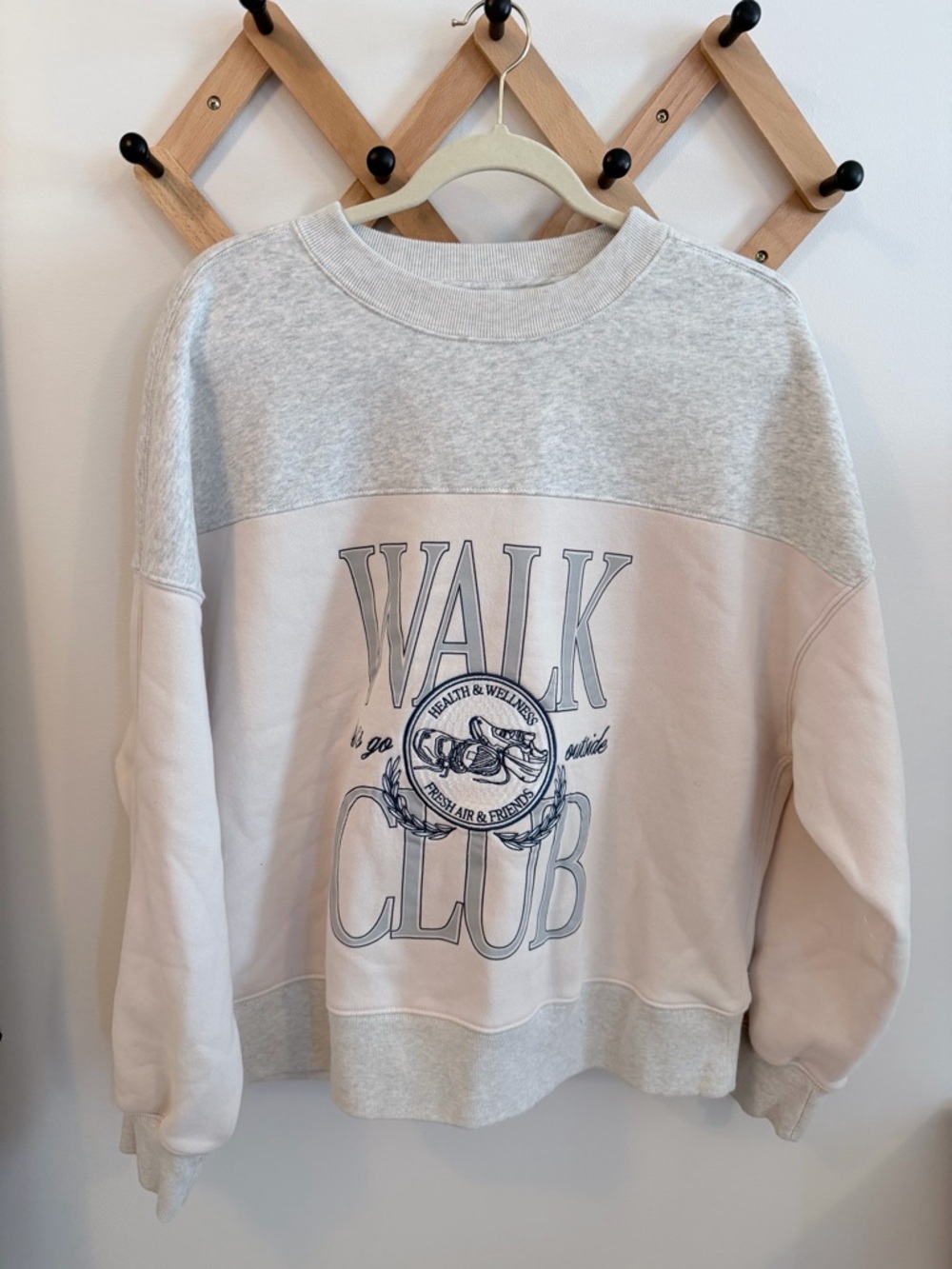 Abercrombie and Fitch Walk Club Two-Tone Light Gray & Cream Crewneck Sweatshirt